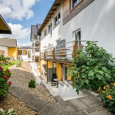 Buchfink 3* אוקריץ